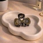 Vintage Bow Clutcher