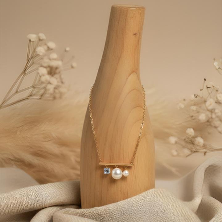 Stellar Strand Necklace